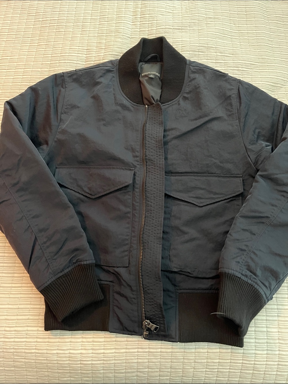 Like NEW w/o tags Banana Republic bomber jacket